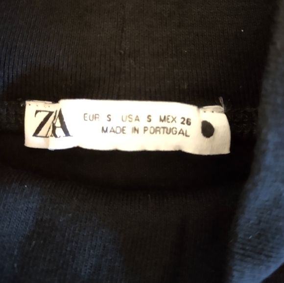 2 Women's Black T-Shirts, XS,S - Picture 5 of 5